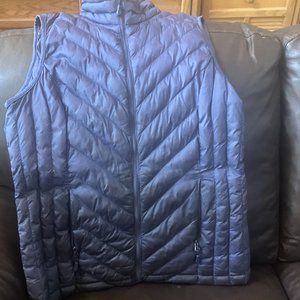 Insulated Nylon Vest - Ladies Small in Purple